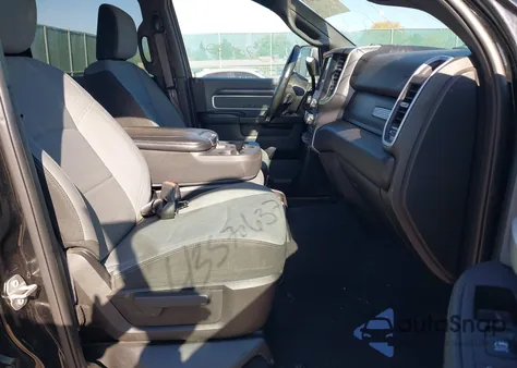 2022 Ram 2500 Big Horn 4X4 6'4 Box из США, поврежденный, VIN 3C6UR5DL4NG210345